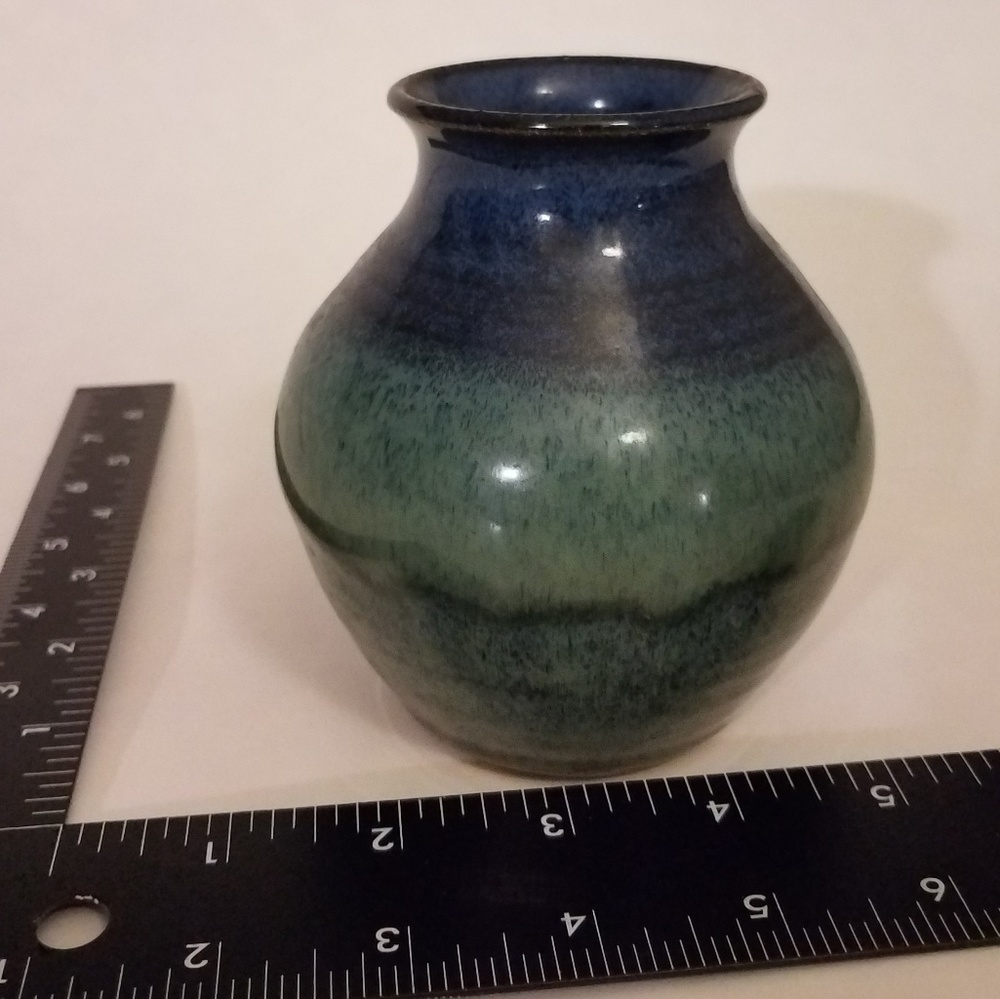 Pottery - Picture 2 of 4
